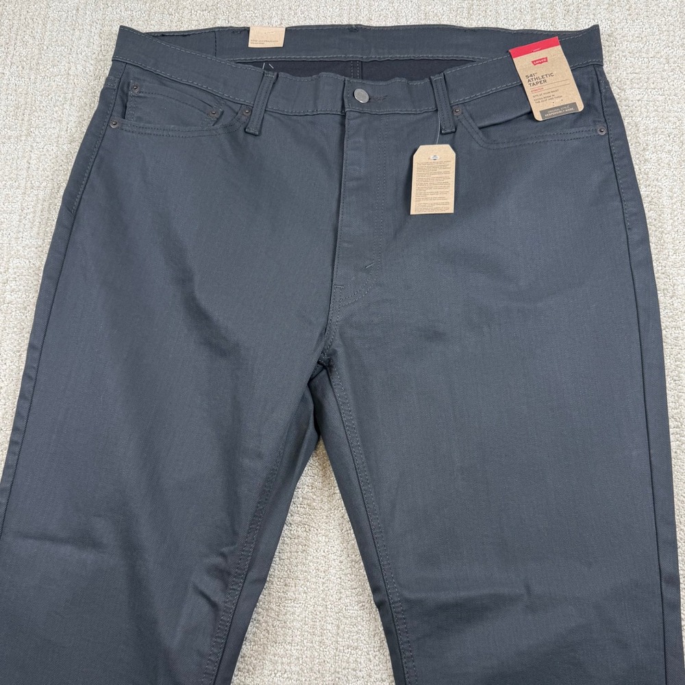 NEW Levi's 541 Mens 40x32 Gray Athletic Taper Stretch Twill Pants